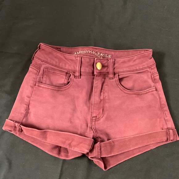 American eagle burgundy jean shorts - Picture 1 of 5